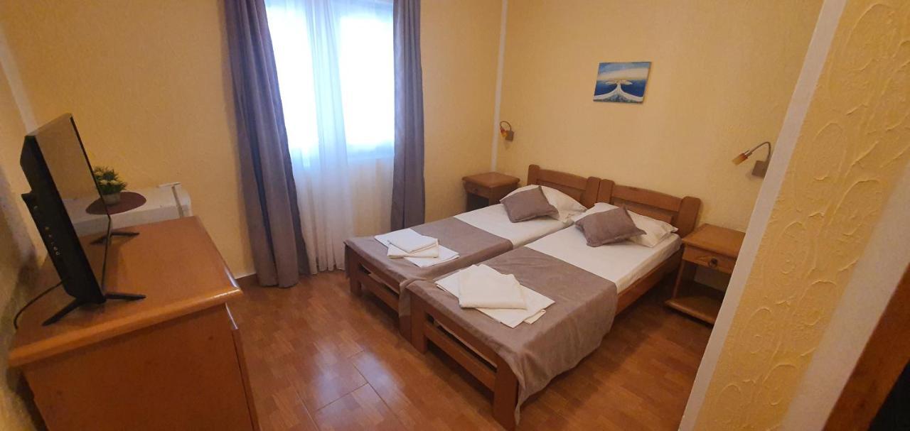 Martinovic Rooms Budva Bagian luar foto