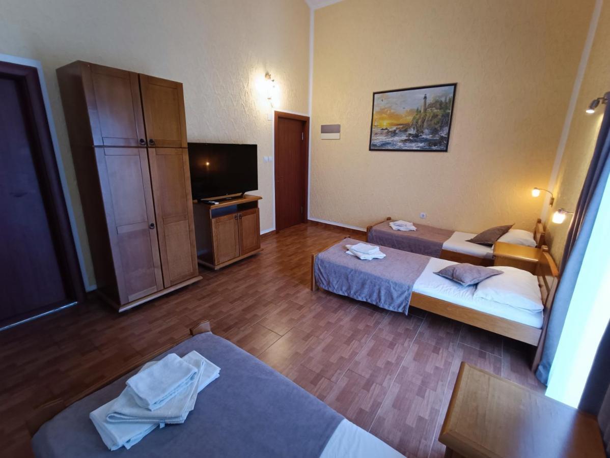 Martinovic Rooms Budva Bagian luar foto