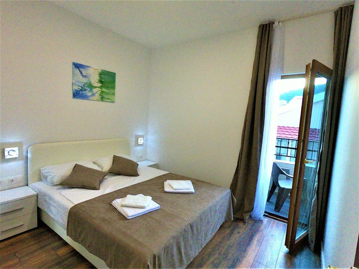 Martinovic Rooms Budva Bagian luar foto